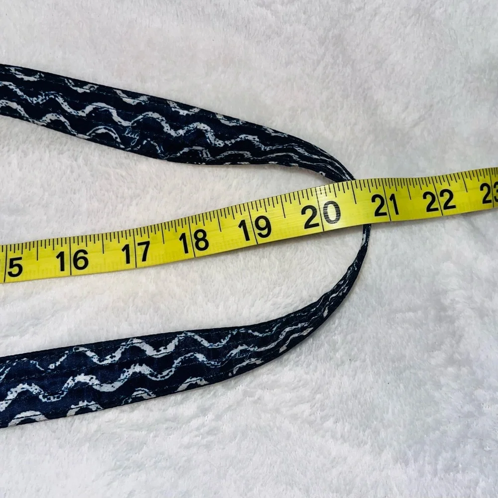 LUG Carousel Crossbody Bag - Picture 10 of 11